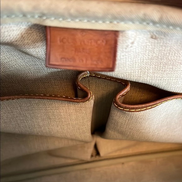 Louis Vuitton Monogram Deauville Bowling Vanity Handbag - EUC - Picture 8 of 16